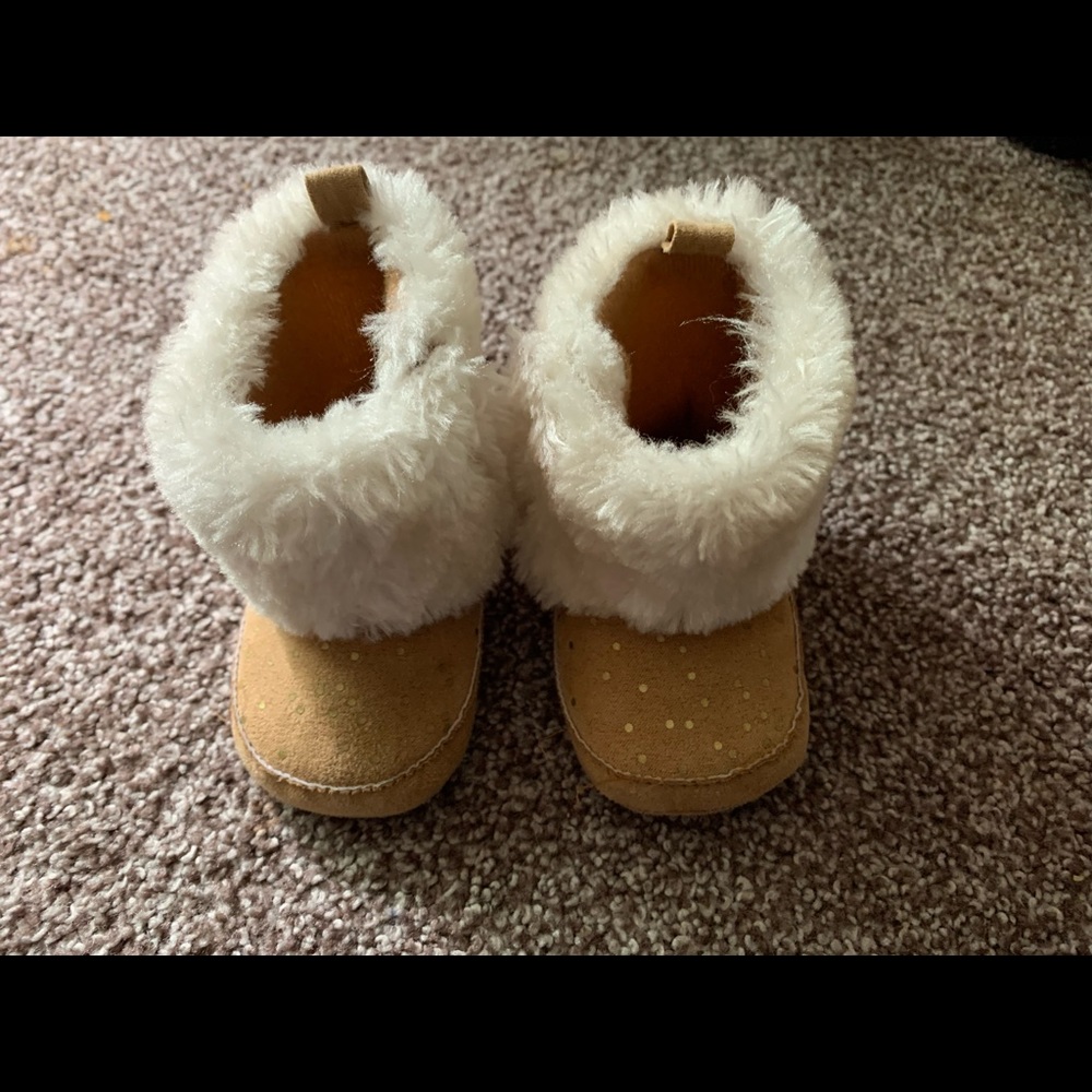 Baby booties boots faux fur 3-6M